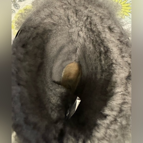 UGG knee high suede fur lined boots - Picture 6 of 10